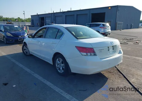 2008 Honda Accord 2.4 Lx-P из США, поврежденный, VIN 1HGCP26418A053361